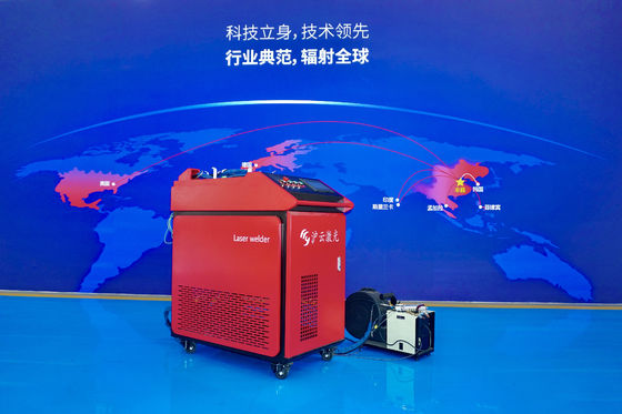 এসএমসি হ্যান্ডহেল্ড লেজার কাটিং মেশিন 1000W 1500W 2000W 3000W পোর্টেবল ফাইবার লেজার ওয়েডার