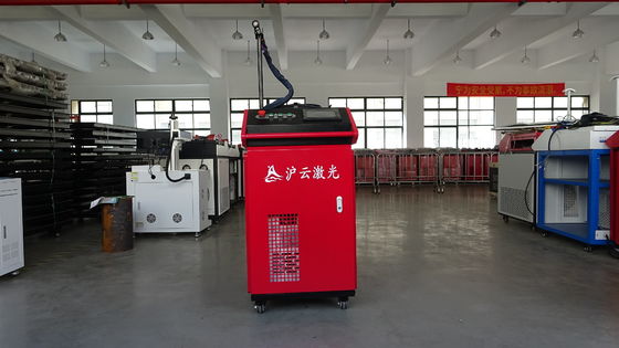 এসএমসি হ্যান্ডহেল্ড লেজার কাটিং মেশিন 1000W 1500W 2000W 3000W পোর্টেবল ফাইবার লেজার ওয়েডার