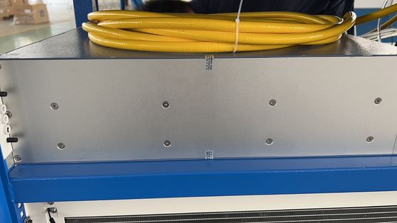 1000W 1500W 2000W 3000W শিল্পের জন্য পোর্টেবল হ্যান্ডহেল্ড ফাইবার লেজার ওয়েল্ডিং মেশিন