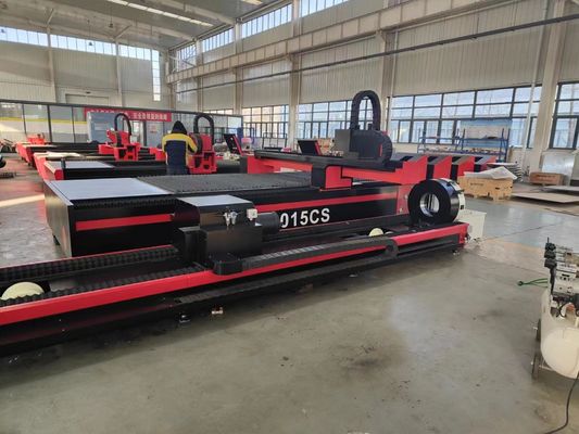 3015 ফাইবার লেজার কাটিং মেশিন 1000W 1500W 2000W 3000W গ্যান্ট্রি টাইপ কনফিগারেশন সহ