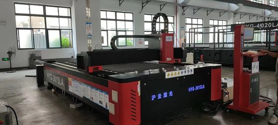 3015 ফাইবার লেজার কাটিং মেশিন 1000W 1500W 2000W 3000W গ্যান্ট্রি টাইপ কনফিগারেশন সহ